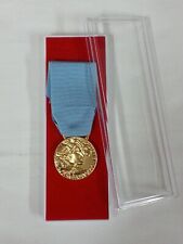 MEDAGLIA CON NASTRO PER LUNGA