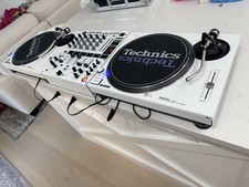 2 Technics SL-1210MK2 White