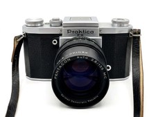 Praktica FX con alloggiamento