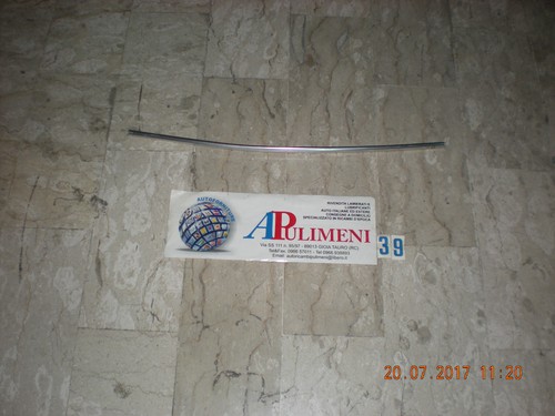 Profilo laterale parabrezza - dx,