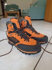 Scarponi da montagna Ande tg.45 condizioni ottime usati una volta per un'ora 