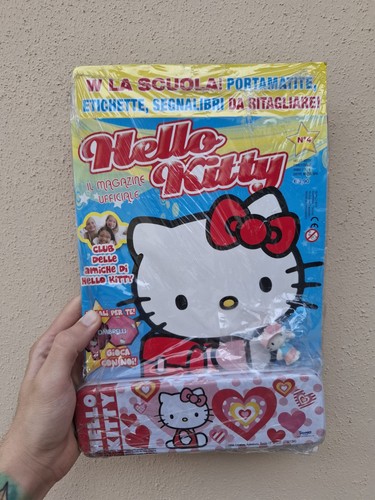 Hello kitty magazine rivista - magazine,
