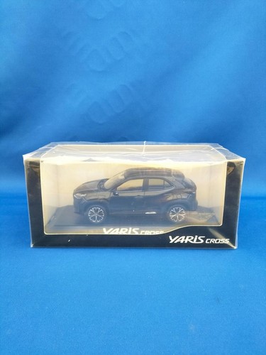 Modellino toyota yaris cross - modellino,