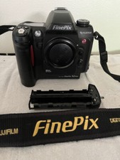 Fujifilm FinePix S Series S2