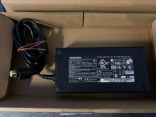 Genuine Toshiba 19V 9.5A 180W PER QOSMIO modello: PA5084E-1AC3 PA3546E-1AC3 