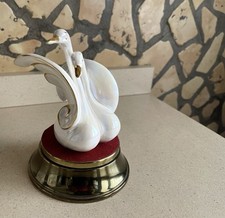 Carillon girevole con Cigni In Porcellana