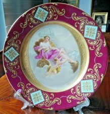 ROYAL VIENNA BEL PIATTO FONDO ROSSO ED ORO, " VENERE SUL COCCHIO" META' 800