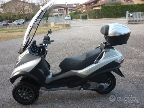 Pezzi ricambio originali - di,