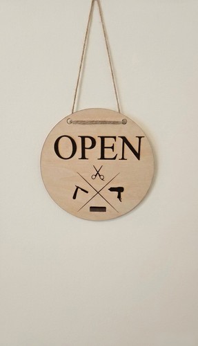 Insegna porta negozio barbiere