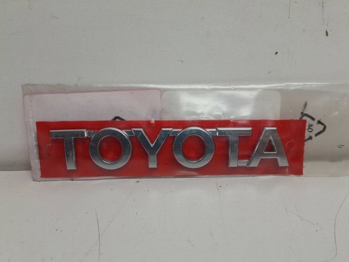 Toyota yaris 2014 emblema - 2014,