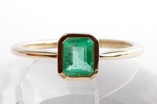 Anello smeraldo 0,66 ct 750