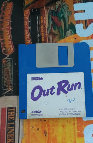 Out run commodore - run,