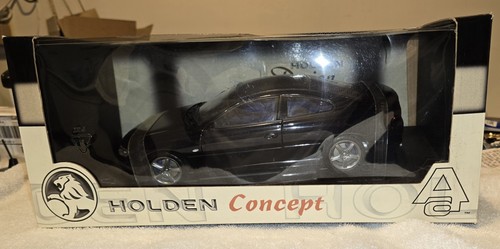 Auto art holden - 1/18,