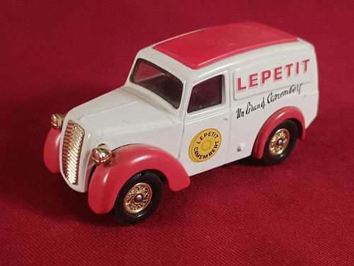 Corgi toys morris z - ...,