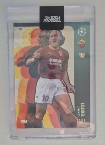 Topps total football champions - football,