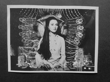 JAMES BOND - JANE SEYMOUR - Rara foto stampa originale d'epoca