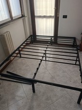 struttura letto matrimoniale Acciaio 160x200 Acquistata per errore e mai usata.