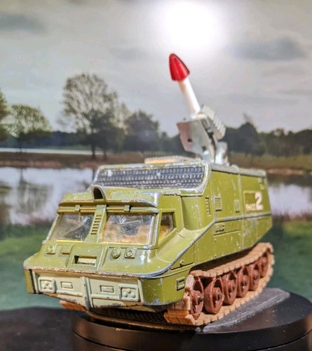 Vintage dinky toys ufo shado - vintage,