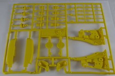 Pocher 1:8 pezzi allo spruzzatore Ferrari F40 gruppo D nuovo giallo K55 A7