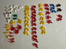 Lotto di 64 pennacchi pirati