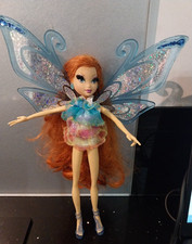 poupée  winx  bloom