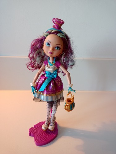 Poupee matel madeline - ,