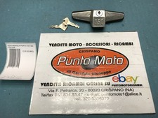 Leva maniglia porta con chiave