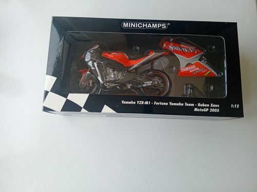 Minichamps yamaha yzr m1 - 1, 12
