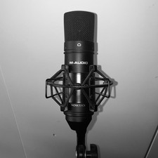 Microfono A Condensatore M-Audio Nova Black Con Asta Gewa Stands E Pop Filter