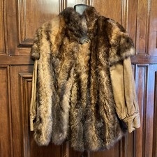 Giaccone in castoro con maniche in pelle