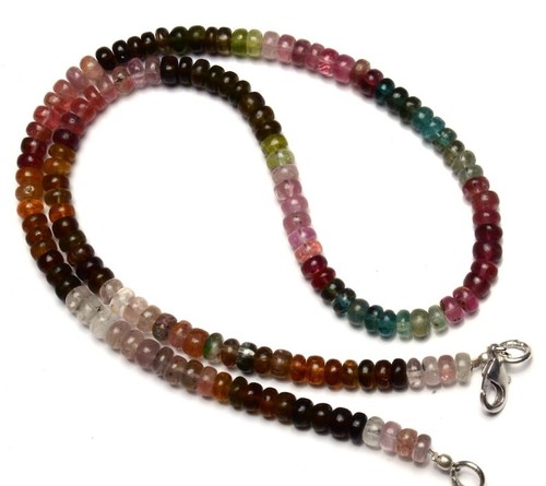 Collana lunga con perle - , di