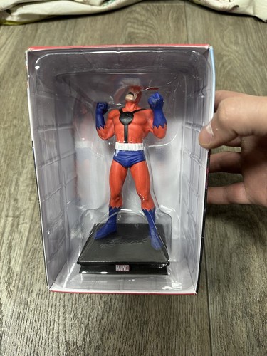 Figurina giant man - figurina, resin