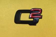 Scritta Logo Emblema Q2 per Alfa Romeo Stelvio Nero Lucido Fregio Posteriore