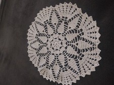 centri uncinetto realizzati a mano con filati di ottima qualità 