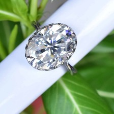 7.10 KT Gra Ovale Moissanite D