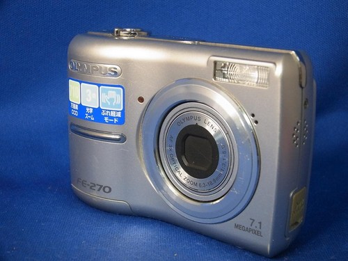Fotocamera digitale compatta