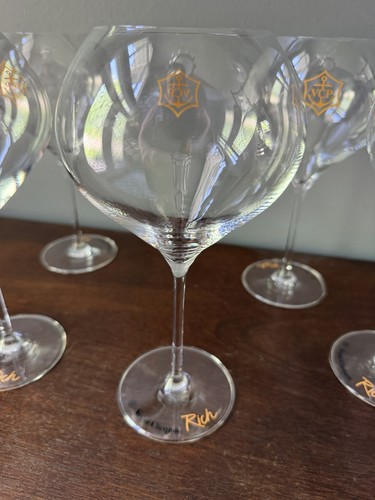 Veuve clicquot rich champagne - veuve,