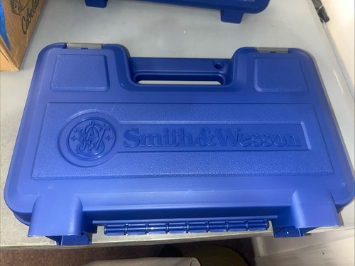 Smith wesson universal large - wesson,