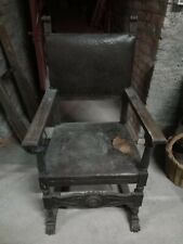 Vecchia sedia/trono