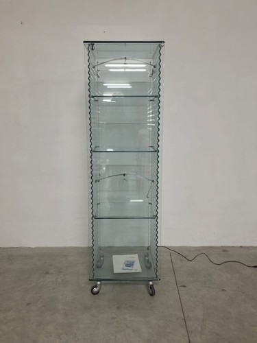 Vetrina ron arad per - vetrina,
