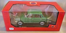 Modellino auto 1:18 IXO Ist Models Fiat 124 in scala 1:18 nuovo in confezione originale