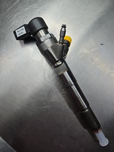 H8201100113 iniettore diesel - iniettore,