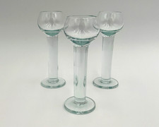 Set 3 bicchieri cordiali vintage The Cowell & Hubbard stelo alti 5 1/2"