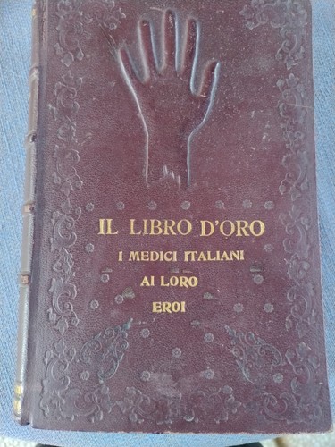 Libro oro i medici - , d’oro.