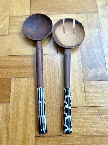 Insalatiera africana fatta - , a