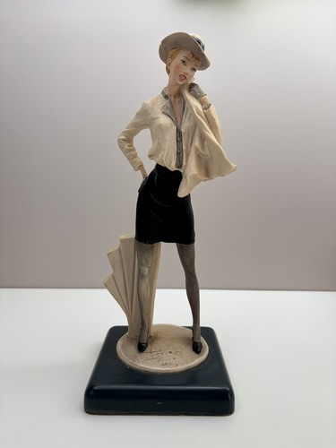 Statuetta by vittorio - statuetta, a.d.l.