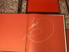 Roger Waters (Pink Floyd) The Wall super deluxe box set unique edition LOVE 1500
