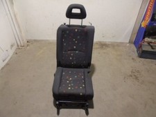41492011019D27 asiento trasero