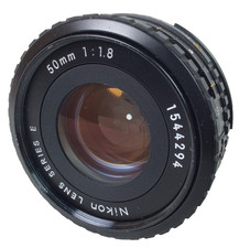 Nikon 50mm f1.8 serie E messa