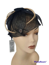 HAIRCLIP CEREMONY 02